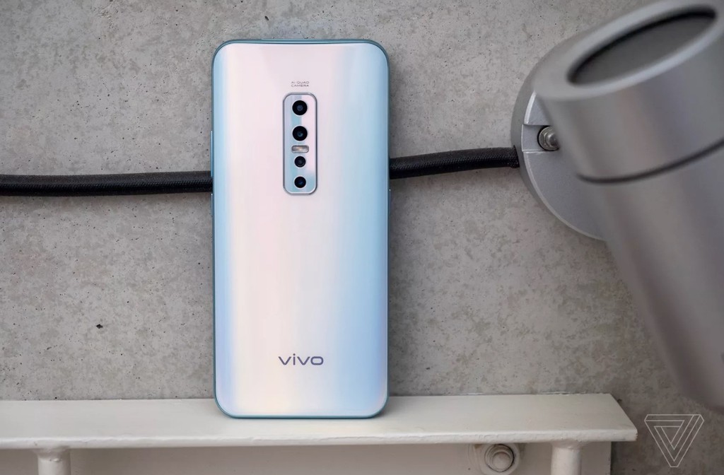 Vivo V17 Pro ra mắt: 6 camera, chip Snapdragon 675, giá 422 USD ảnh 2