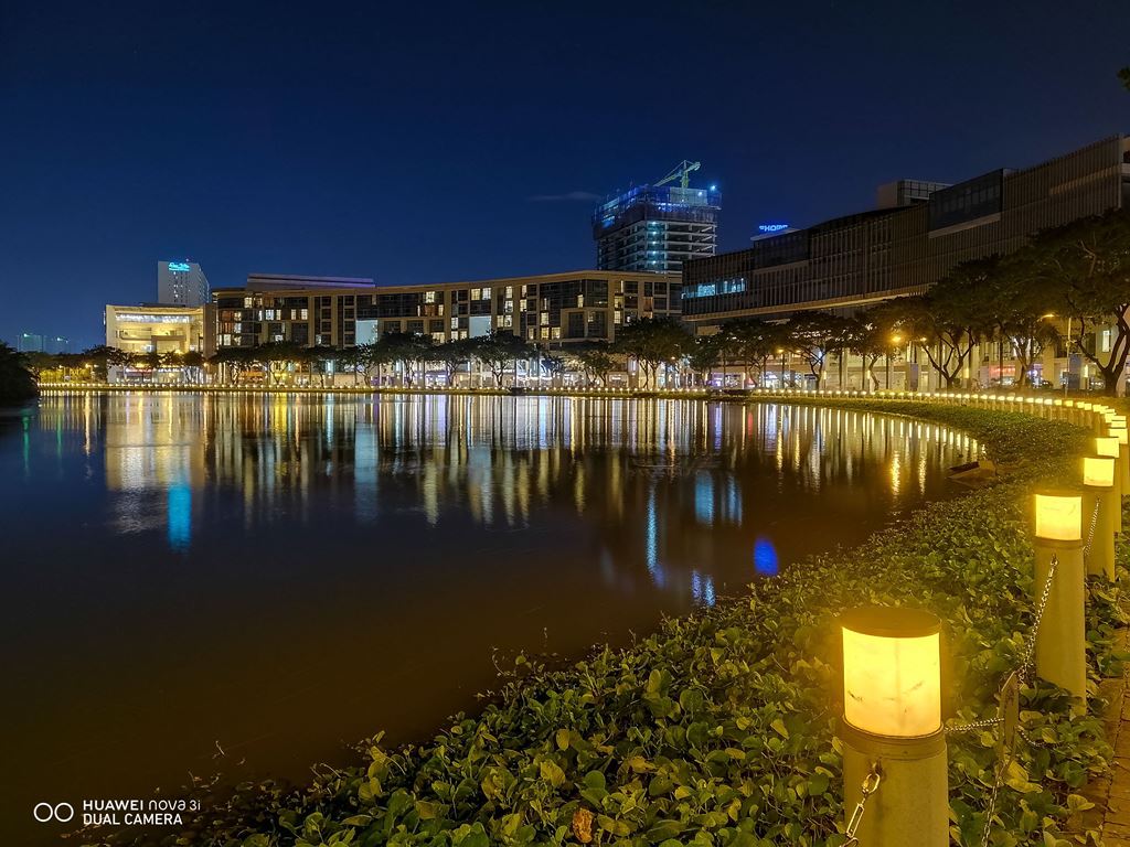 Sài Gòn đêm lung linh qua ống kính Huawei Nova 3i ảnh 8