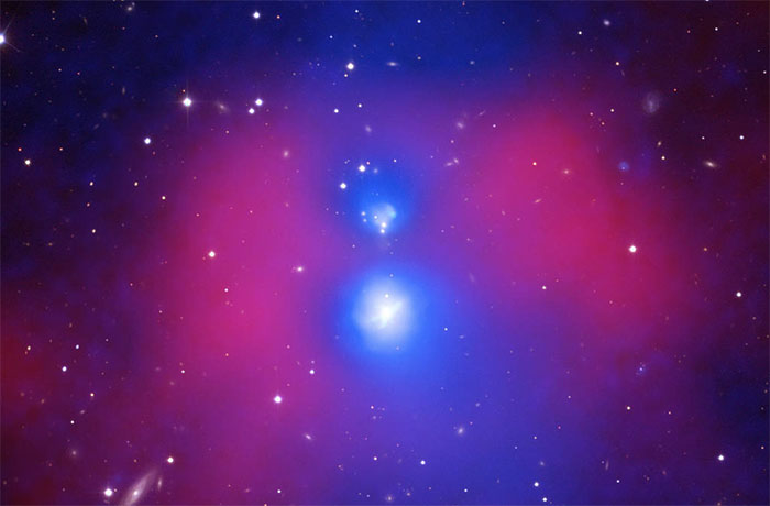 NGC 6338 có thể là vụ va chạm và sáp nhập dữ dội nhất giữa hai nhóm thiên hà