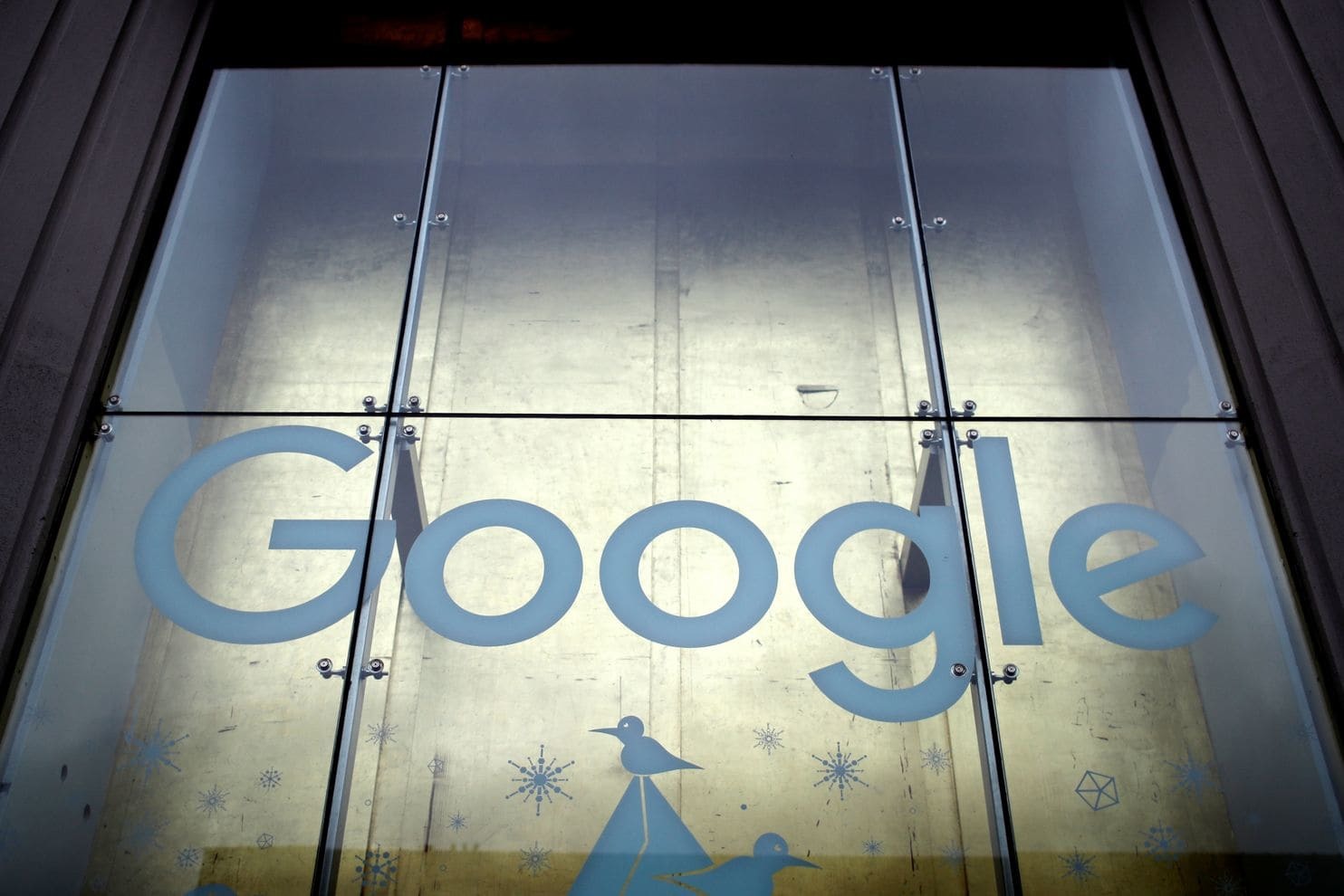 Google bị phạt 57 triệu USD do vi phạm luật dữ liệu