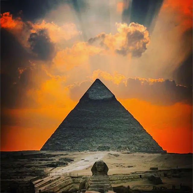 Đại kim tự tháp ở Giza tiếp tục là đề tài được giới nghiên cứu quan tâm với phát hiện mới.