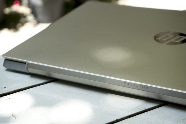 HP Pavilion Laptop 15-cs0101TX: dáng đẹp, cơ động, dễ dàng nâng cấp
