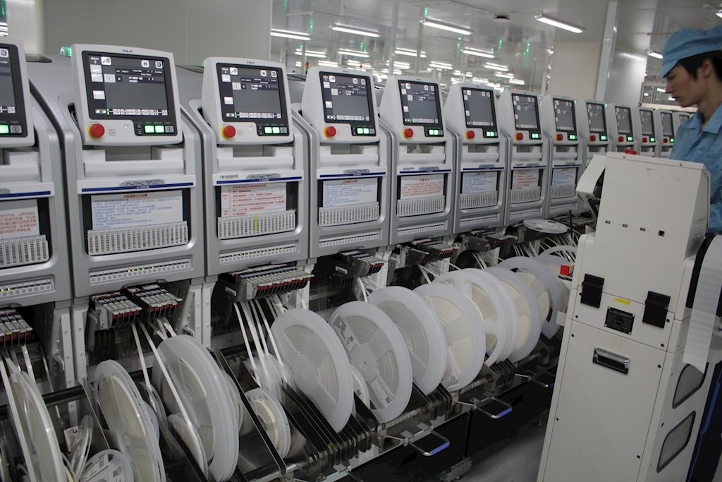 Tìm hiểu quy trình sản xuất smartphone nghiêm ngặt tại nhà máy của OPPO