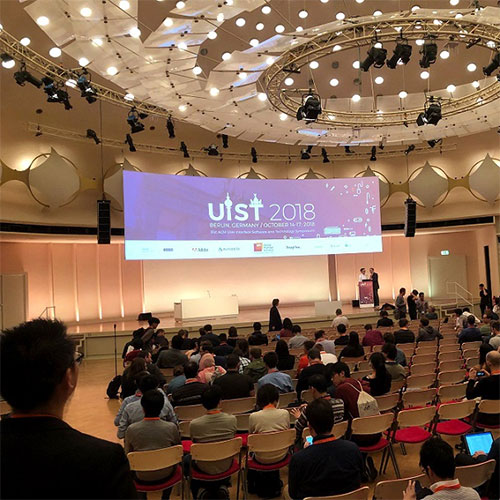 Hội nghị Công nghệ và Giao diện phần mềm cho người tiêu dùng lần thứ 31, tại Berlin (Đức).