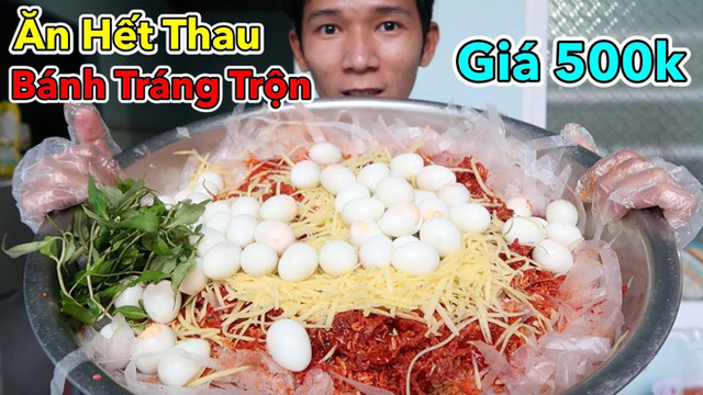 Vlogger sở hữu kênh YouTube gần 3 triệu subs “chất lượng nhất Việt Nam” hóa ra cũng hay làm nhiều video ăn uống “lạ đời” thế này! - Ảnh 15.