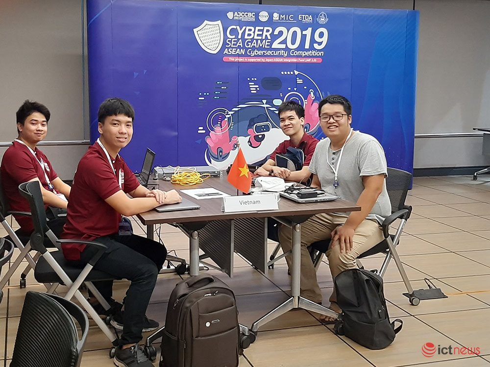 Sinh viên Việt Nam giành giải Nhì cuộc thi an toàn thông tin Cyber SEA Game 2019