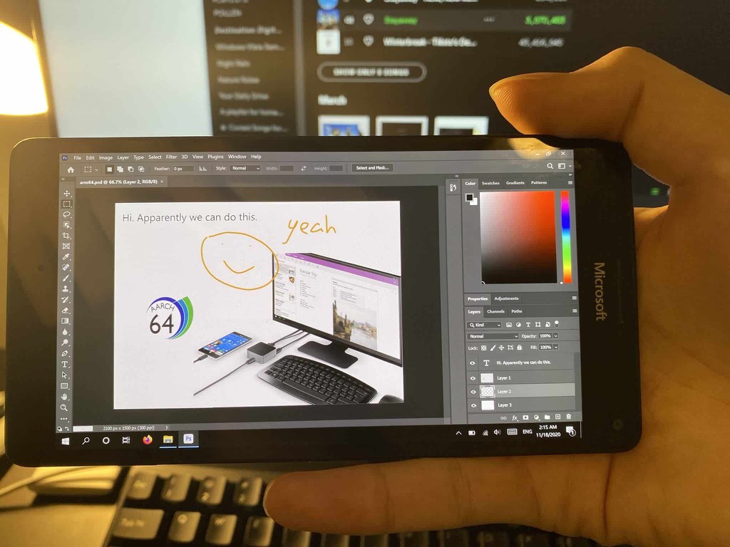 Microsoft Lumia 950 XL lỗi thời vẫn chạy mượt mà Adobe Photoshop ảnh 1