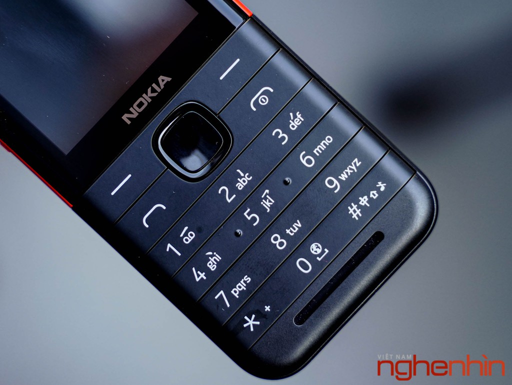 Trên tay Nokia 5310 Express : huyền thoại được tái sinh giá 1 triệu ảnh 4