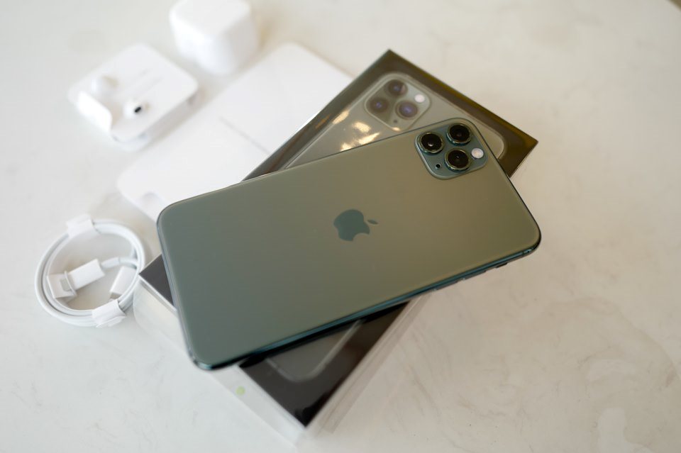 Giả mạo Apple Việt Nam lừa tặng iPhone 11 Pro