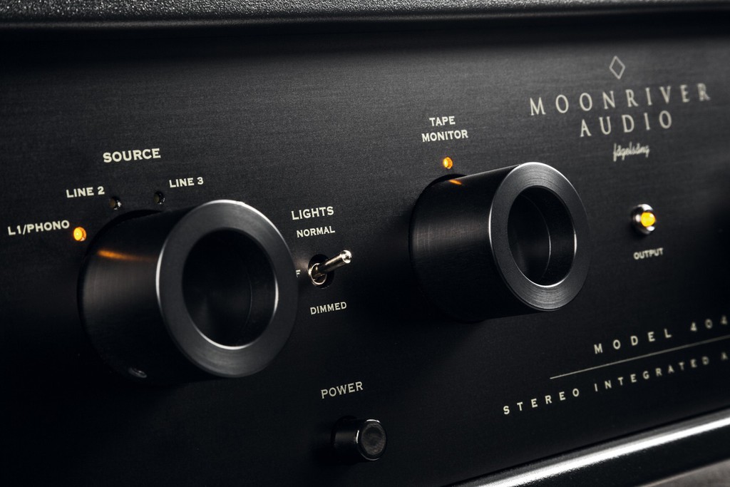 Moonriver Audio Model 404: Viên ngọc sáng đến từ Thuỵ Điển  ảnh 5