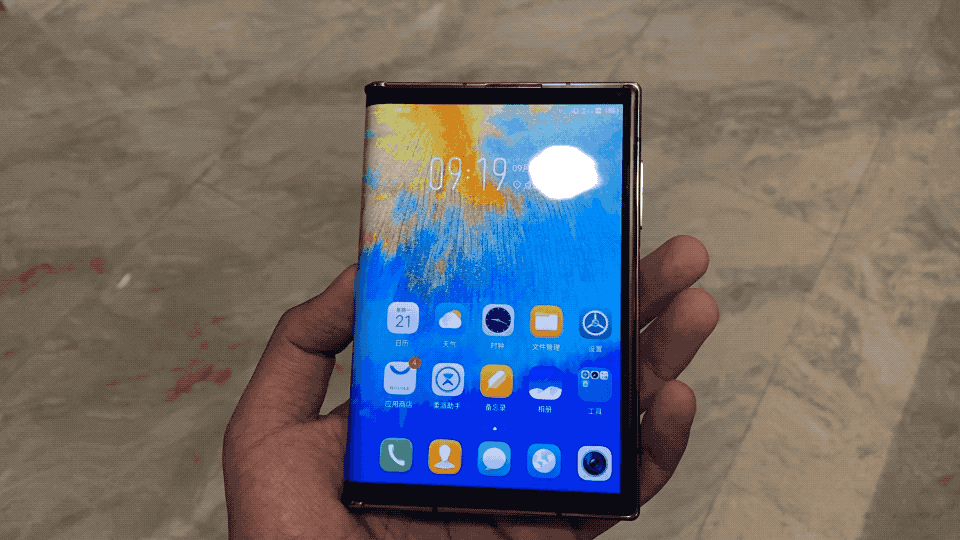 Smartphone gập Royole FlexPai 2 ra mắt: chưa hoàn hảo nhưng rẻ ảnh 5