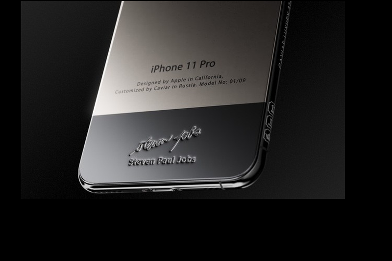iPhone 11 dinh vai ao len cua Steve Jobs gia 225 trieu dong-Hinh-3