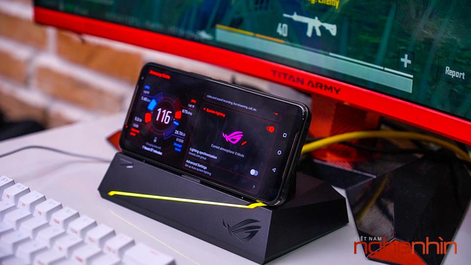 Khui vali phụ kiên Asus ROG Phone 2 Tencent Games giá 40 triệu tại Việt Nam ảnh 5