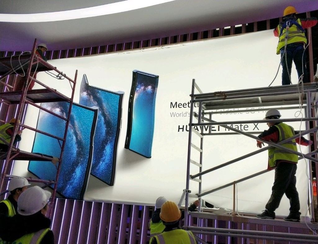 Smartphone màn hình gập Huawei Mate X lộ ảnh banner trước thềm ra mắt ảnh 1