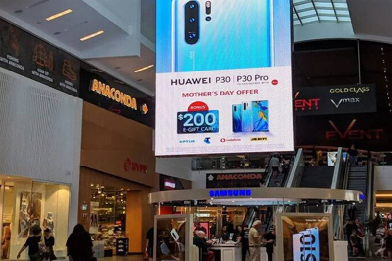 Samsung da tra dua Huawei mot cach tham thuy