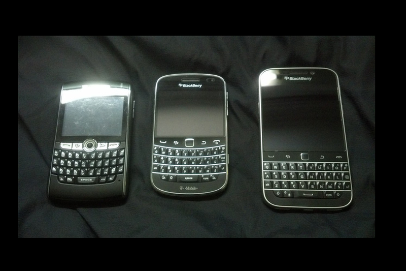 Gioi tre Trung Quoc me BlackBerry vi muon “tron khoi internet“