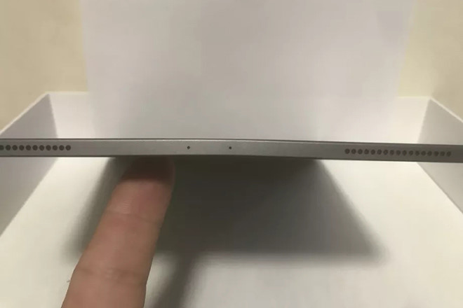 Nguoi dung buc xuc khi Apple choi trach nhiem iPad Pro 2018 bi uon cong