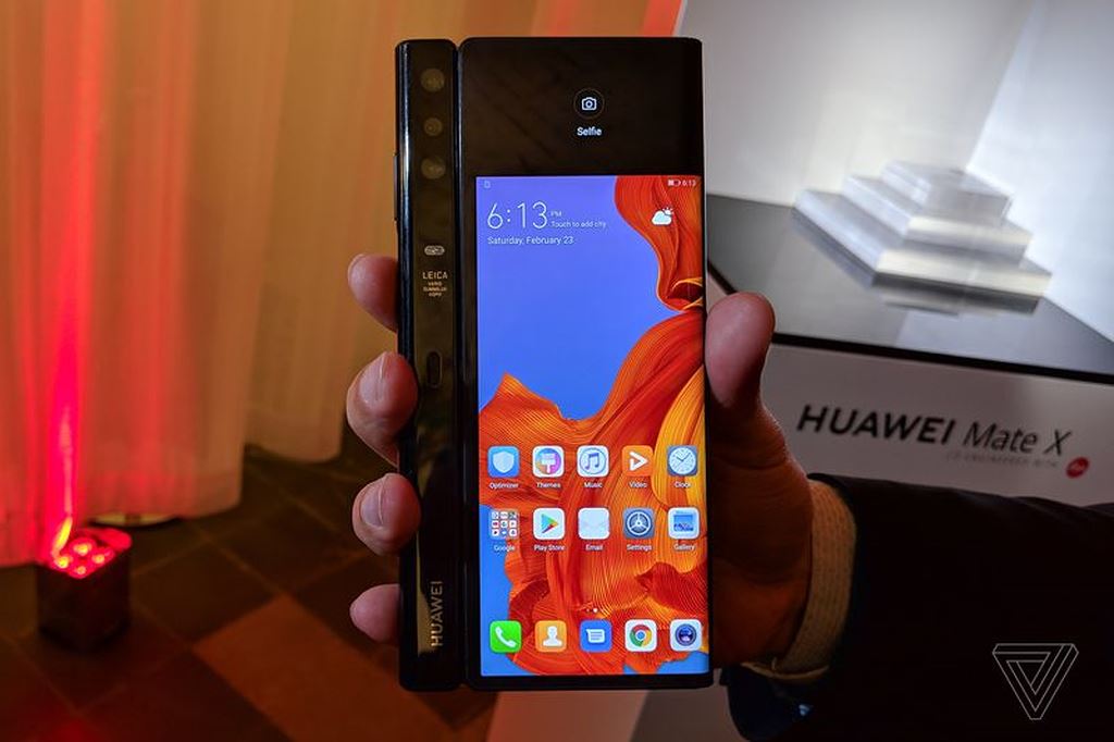 Huawei Mate X ra mắt: màn hình gập, tích hợp công nghệ 5G, giá 2600 USD ảnh 2