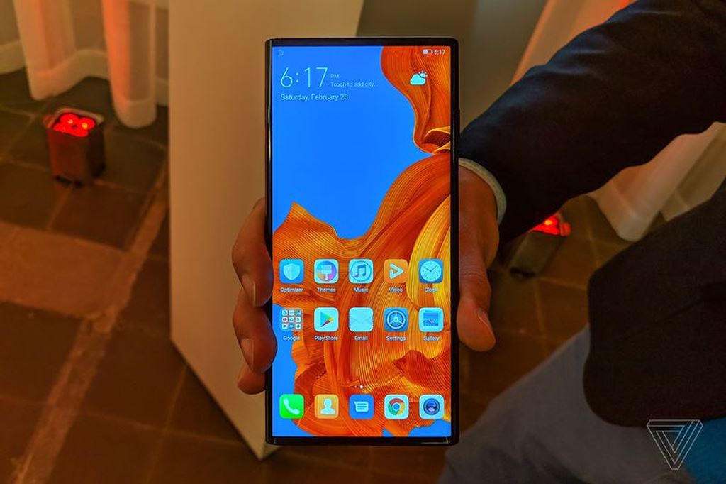 Huawei Mate X ra mắt: màn hình gập, tích hợp công nghệ 5G, giá 2600 USD ảnh 3