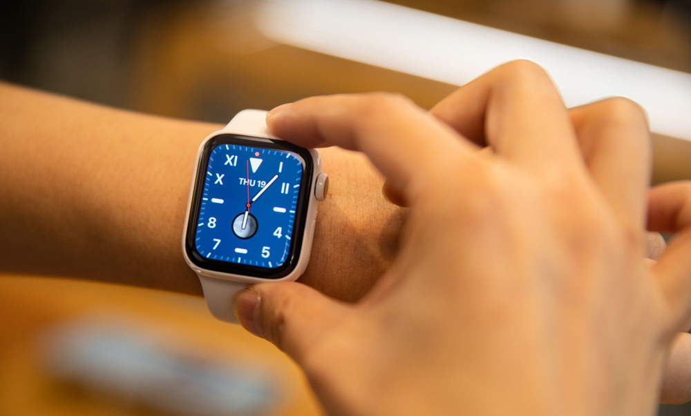 Mỹ chấp thuận miễn thuế Apple Watch nhập khẩu từ Trung Quốc
