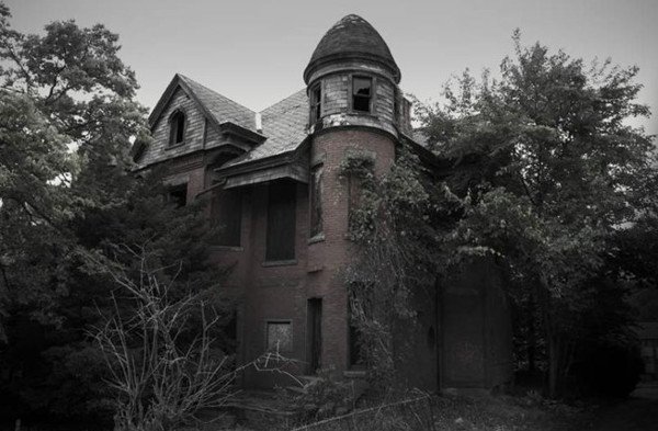 7 ngôi nhà ma ám đáng sợ nhất thế giới cho dịp Halloween