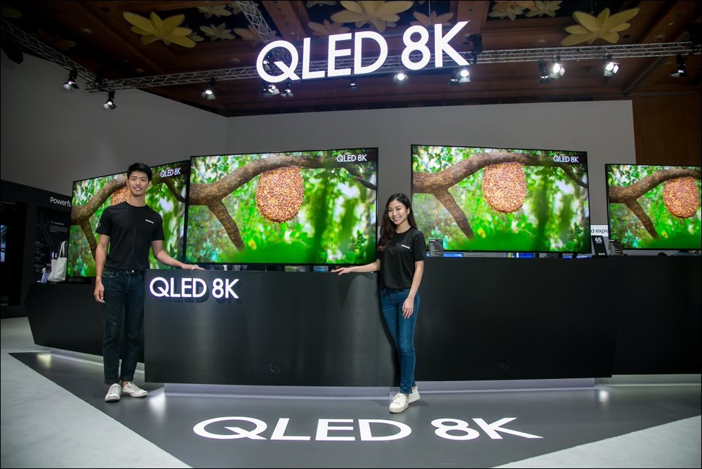 Samsung giới thiệu loạt TV QLED 2019 và TV khung tranh mới