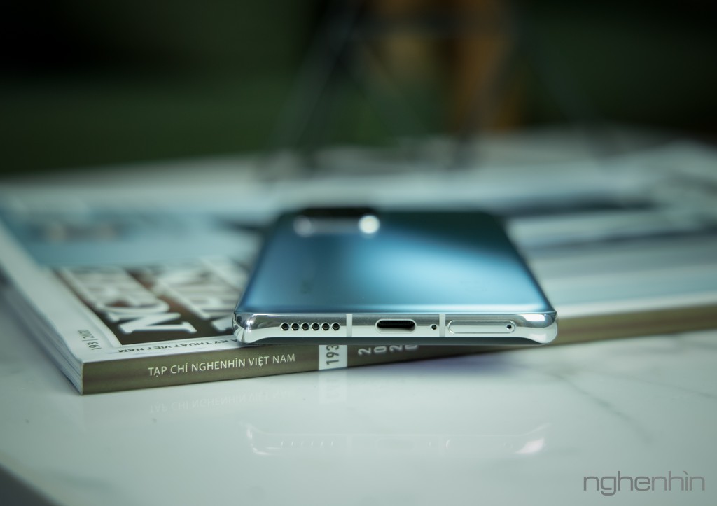 Cận cảnh Huawei P40 Pro tại Việt Nam phiên bản bạc băng giá: nhìn đã, sờ sướng ảnh 2