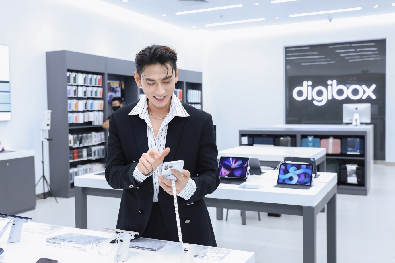 Digibox khai trương cửa hàng Uỷ quyền Apple cùng nhiều ưu đãi - Ảnh 4.