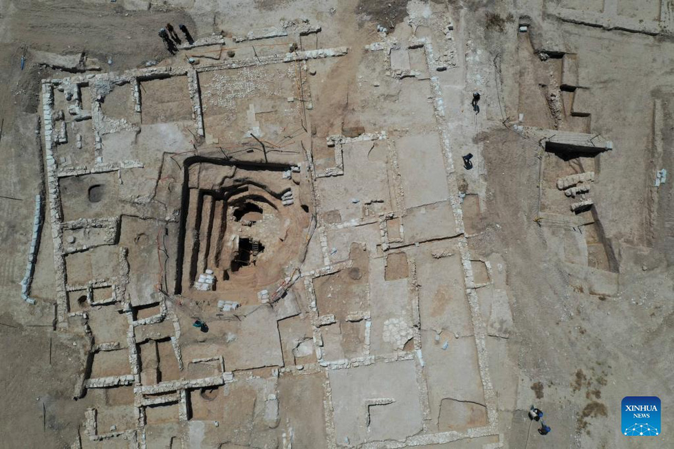 Lâu đài cổ 1.200 năm tuổi giữa sa mạc - Ảnh 3.