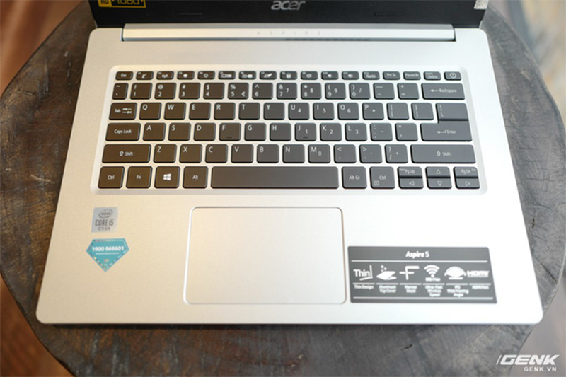Can canh laptop sinh vien Acer Aspire tu 11,99 trieu dong-Hinh-5