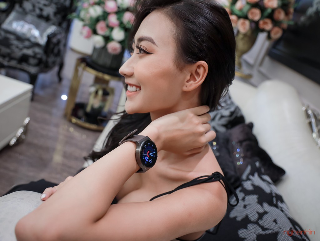 Trải nghiệm smartwatch Huawei GT 2 Pro: đẹp hơn, pin nửa tháng, chăm sóc toàn diện Trải nghiệm smartwatch Huawei GT 2 Pro: đẹp hơn, pin nửa tháng, chăm sóc toàn diện ảnh 15