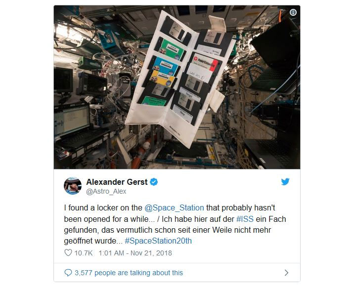 Đoạn tweet tìm thấy đĩa mềm trên ISS của Gerst đã thu hút nhiều người theo dõi.