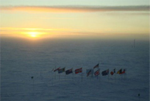 12 điều thú vị về Nam cực và Bắc cực