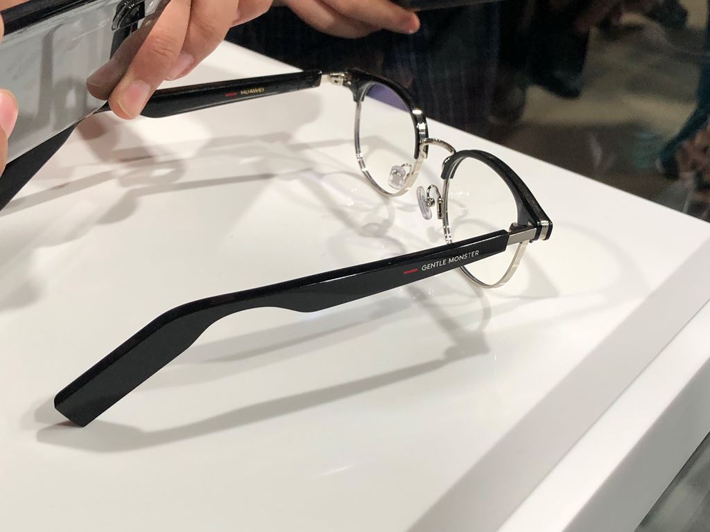 Huawei hợp tác cùng Gentle Monster ra mắt kính thông minh nghe gọi, sạc không dây ảnh 1