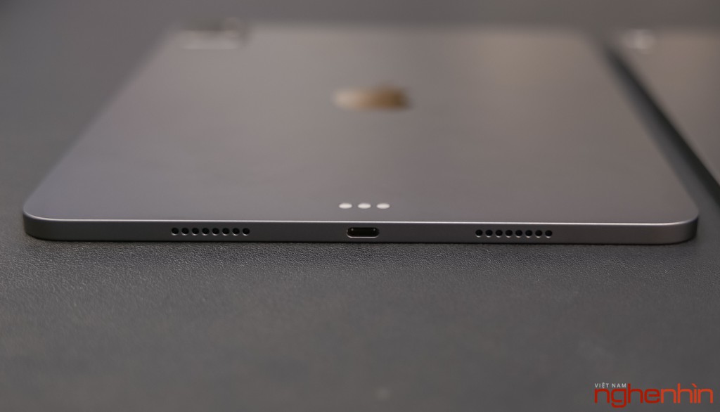 Trên tay iPad Pro M1 11 inch: giá trên 23 triệu đồng, tính năng Center Stage hữu ích ảnh 5