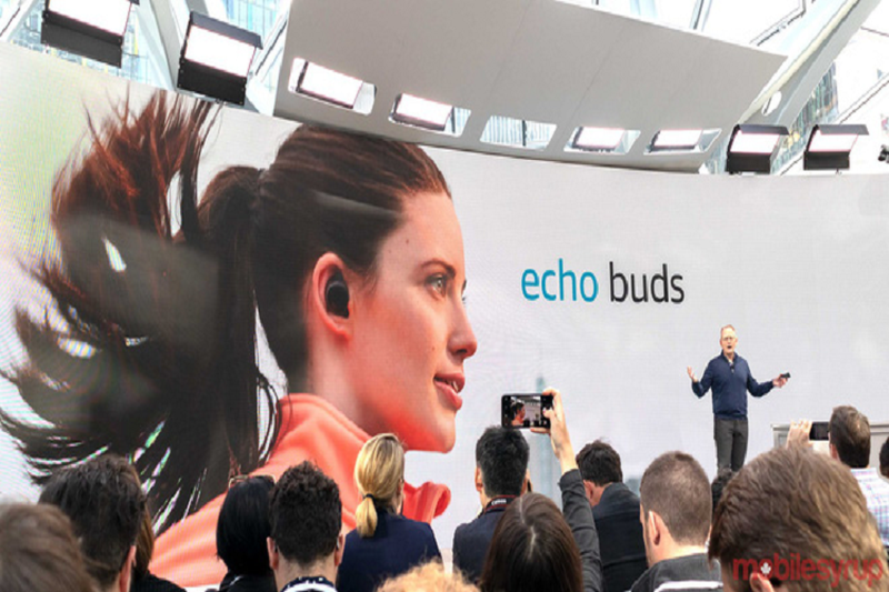 Amazon ra mat tai nghe khong day Echo Buds chi 129 USD