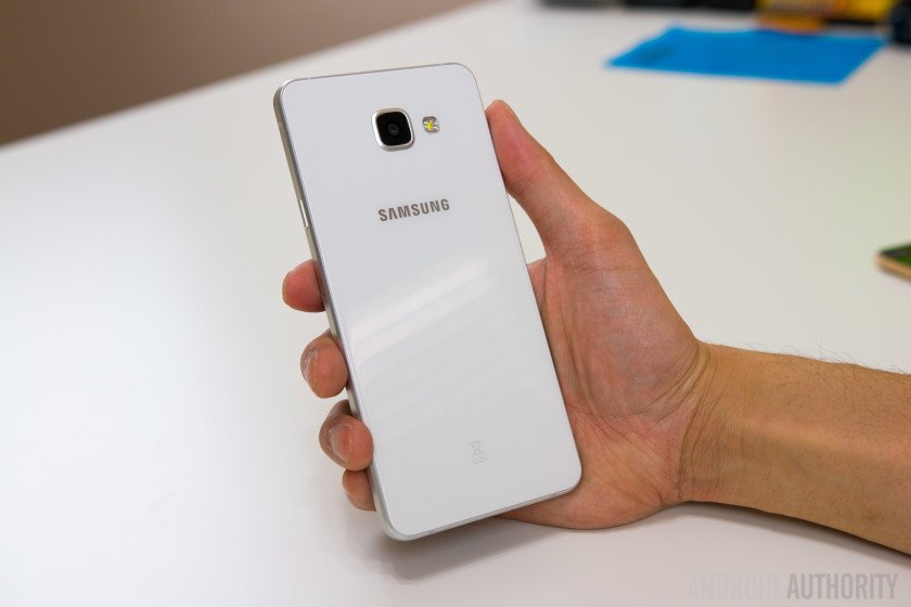 Bất ngờ bị hủy đơn hàng mua Samsung Galaxy A7, khách hàng “kết tội” Lazada khuyến mãi ảo