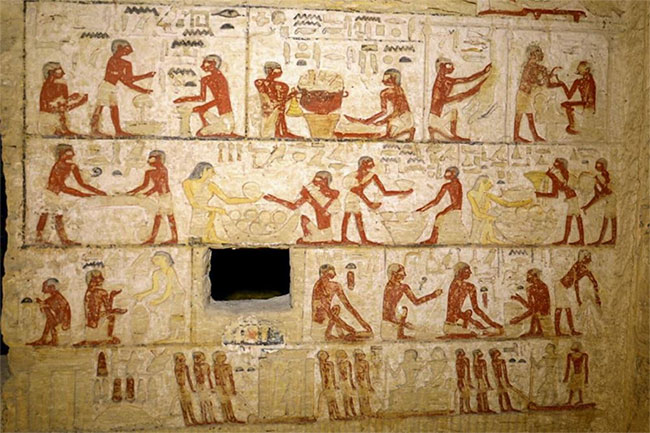 Cảnh sinh hoạt thường ngày trên bức phù điêu cho thấy suy nghĩ của người Ai Cập cổ đại về cuộc sống sau cái chết. 