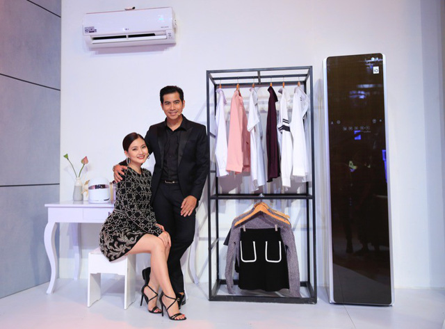 Vợ chồng nghệ sĩ Ngọc Lan và Thanh Bình sử dụng LG styler để bảo vệ phong cách thời trang cao cấp