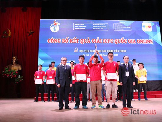 Trao 13 giải thưởng vòng quốc gia online kỳ thi lập trình ICPC 2018 | Công bố chính thức các giải thưởng vòng thi quốc gia kỳ thi lập trình ICPC 2018