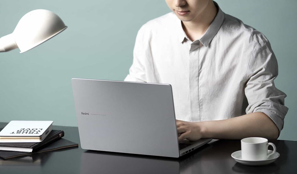 RedmiBook 14 ra mắt: Core i7 thế hệ thứ 8, pin 10 tiếng, giá từ 579 USD ảnh 1