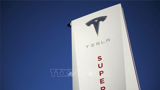 Rắc rối pháp lý bủa vây hãng xe điện Tesla của tỷ phú công nghệ Elon Musk