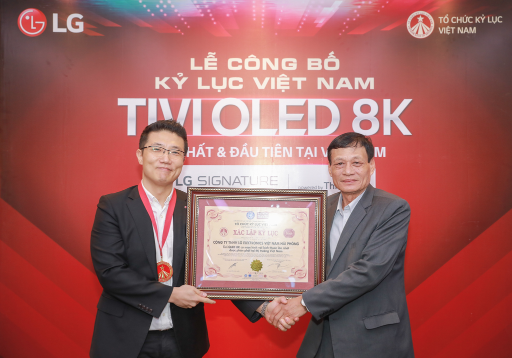 LG lập kỷ lục: TV OLED 8K đầu tiền có kích thước lớn nhất được phân phối tại Việt Nam. ảnh 1