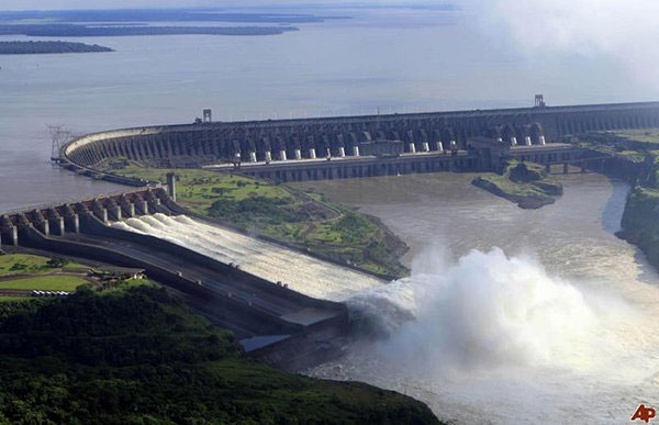 Hình ảnh đập thủy điện tại Brazil​