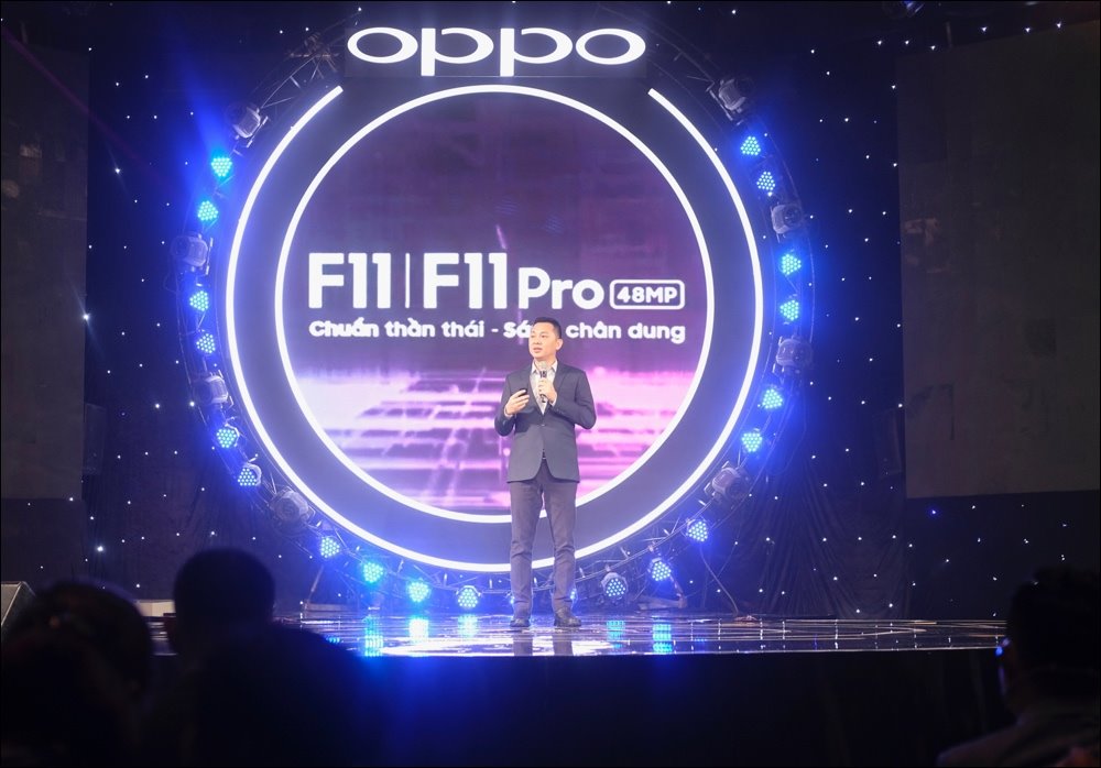 Oppo tung F11 Pro ra thị trường Việt Nam, màn hình toàn cảnh, giá bán 8,49 triệu đồng