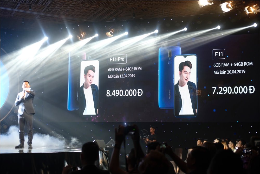 Oppo tung F11 Pro ra thị trường Việt Nam, màn hình toàn cảnh, giá bán 8,49 triệu đồng