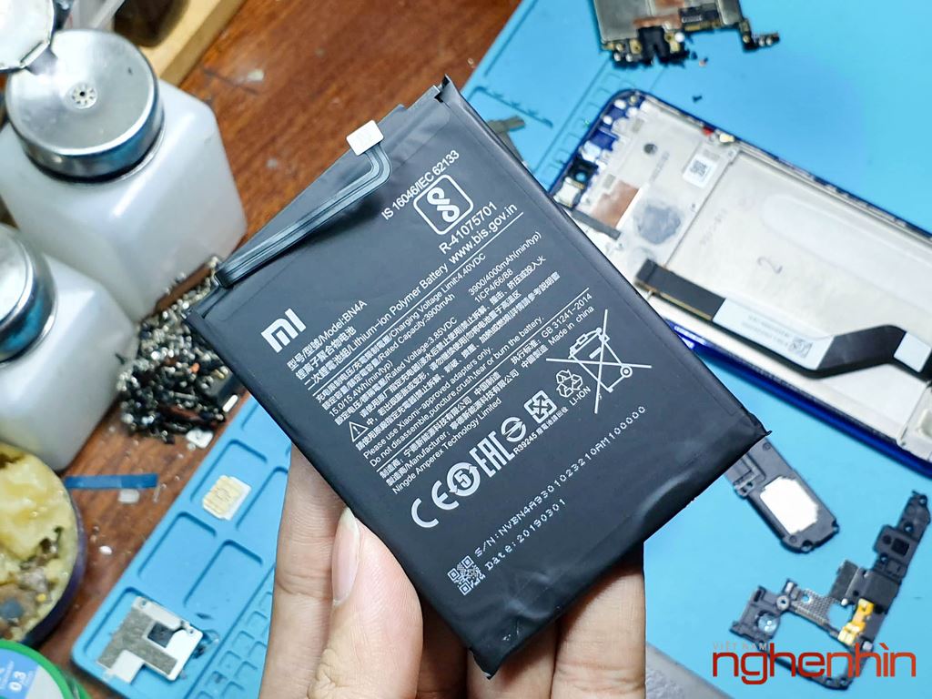Tháo máy Redmi Note 7 chính hãng tại Việt Nam: Máy rẻ liệu nội thất có ‘rẻ’? ảnh 8
