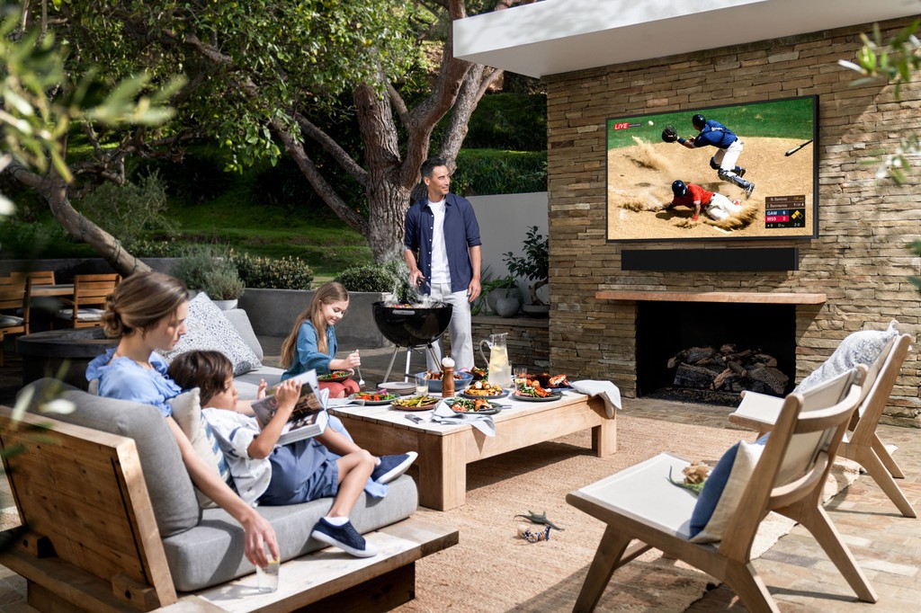 The Terrace TV ngoài trời độc đáo mở ra xu hướng của năm 2021 ảnh 2