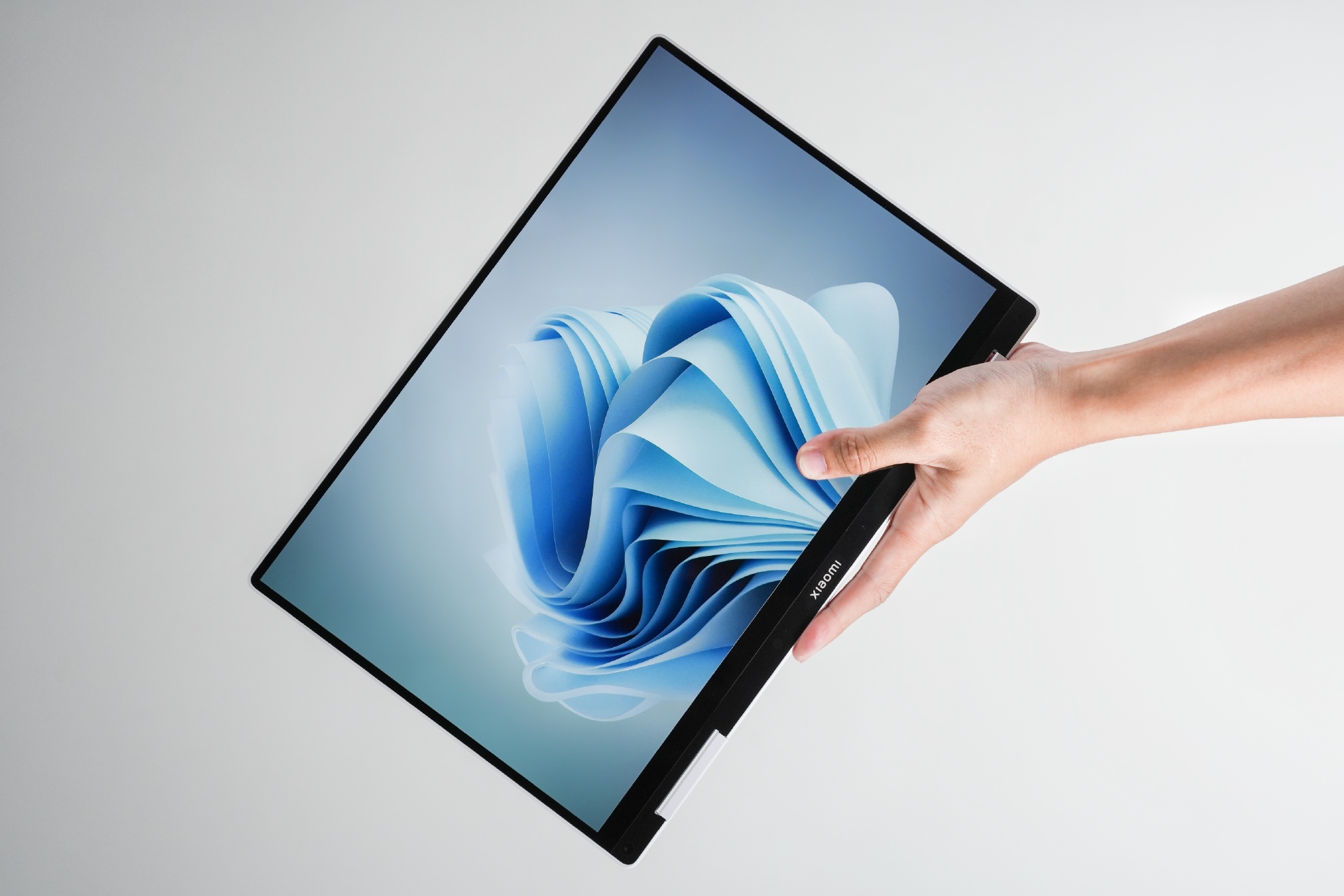Xiaomi Book Air 13 ra mắt: Thiết kế cao cấp, màn hình OLED cảm ứng, CPU Intel Gen 12, giá chỉ từ 17 triệu đồng - Ảnh 2.
