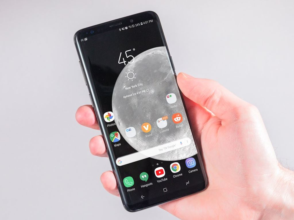 Kết hợp 8 smartphone hàng đầu này với nhau, bạn sẽ có chiếc máy hoàn hảo năm 2018 ảnh 1